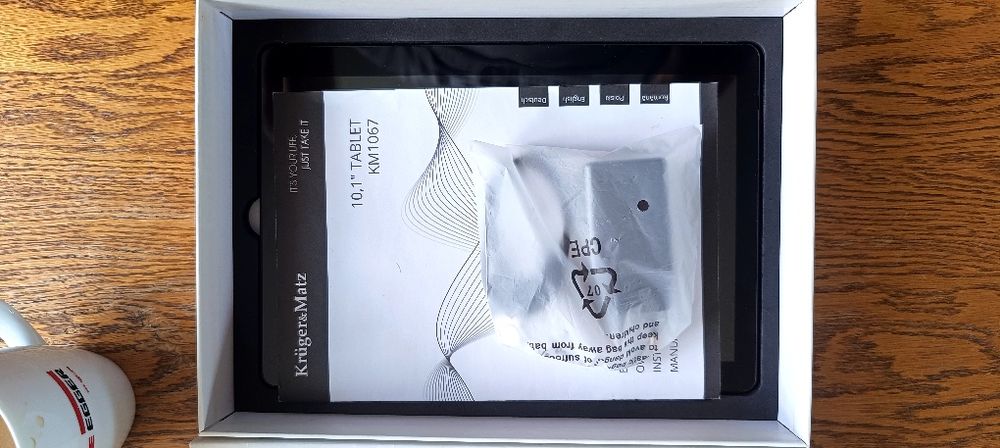 Tablet 10,1 jak nowy.