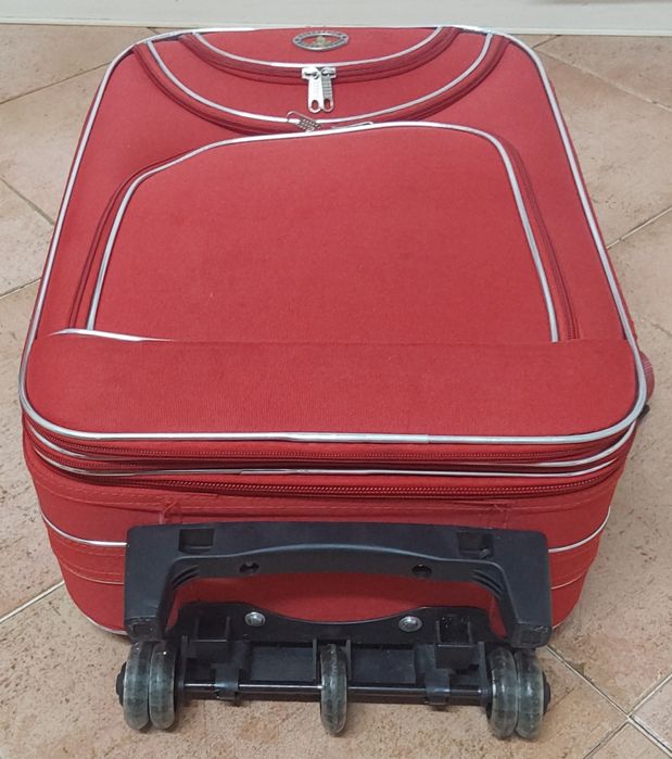 MALA DE VIAGEM DE CABINE COM CADEADO CÓDIGO.Casa,Arrumação,Quarto,Sala