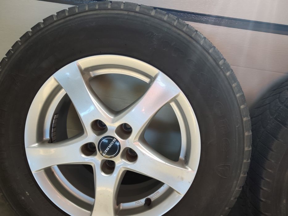 Koła alufelgi 5x114,3 opona 215/70r16 nr K Z 9