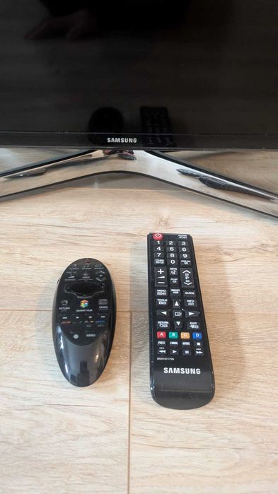 Telewizor Samsung UE55H6400AK, Smart TV, 55 cali.