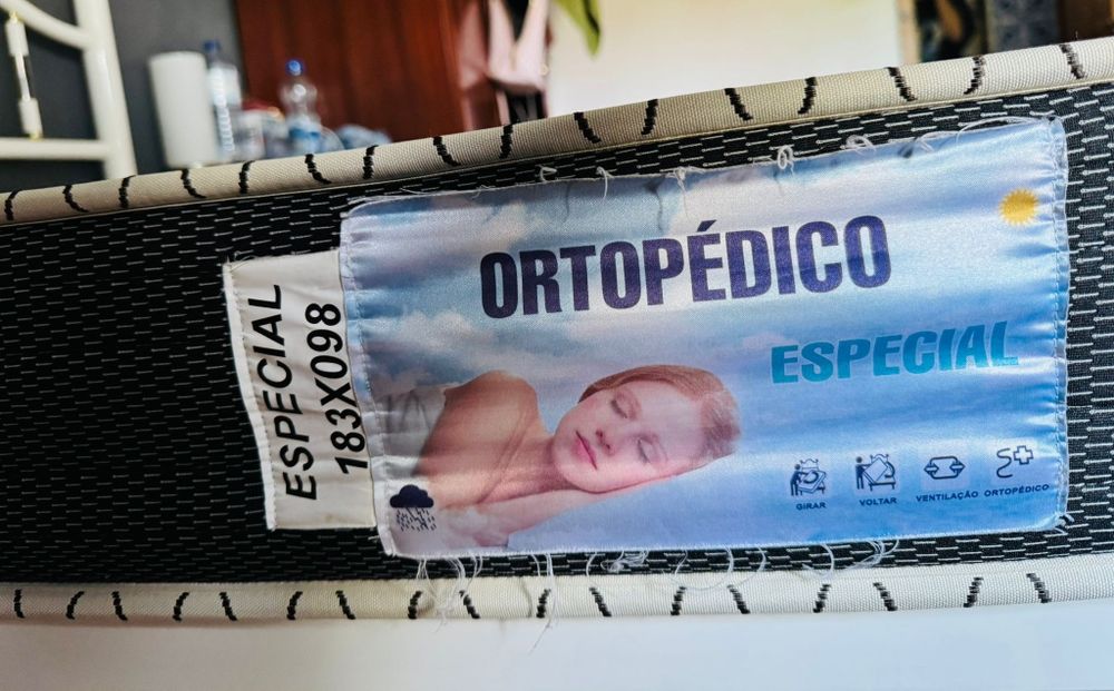 Vendo Cama + colchão