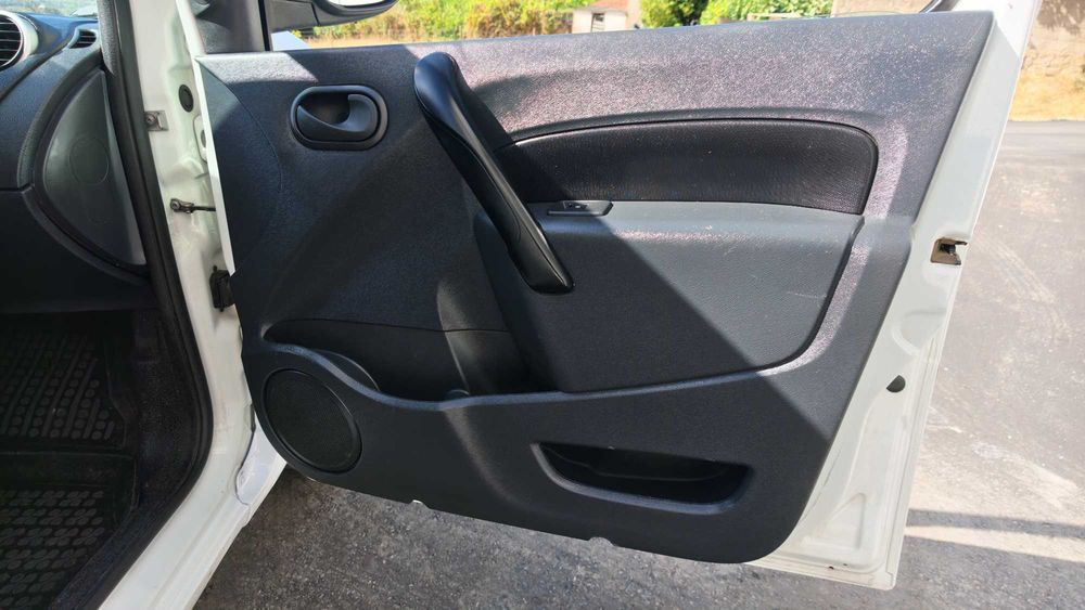 Renault Kangoo Compact 1.5 dCi - IVA Dedutível - Distribuição Feita