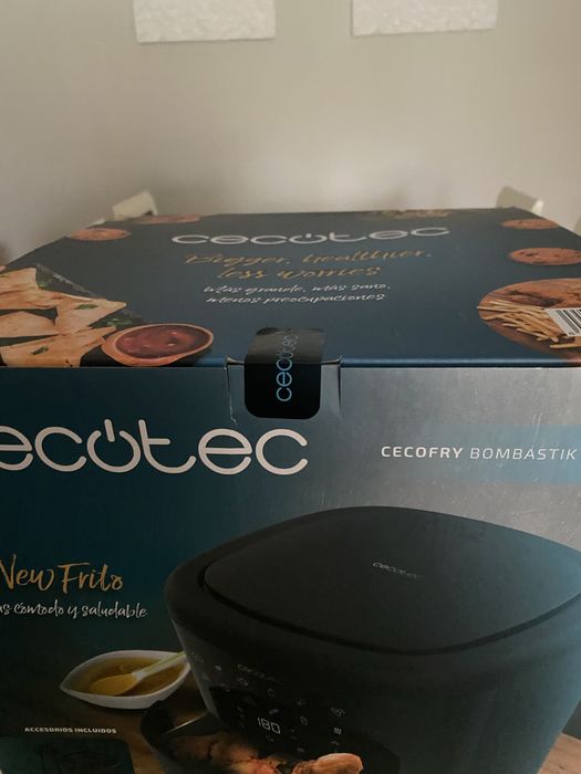 Airfryer nova em folha