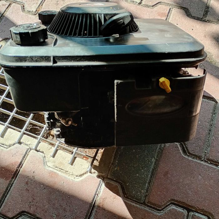silnik do glebogryzarki i kosiarki  spalinowy