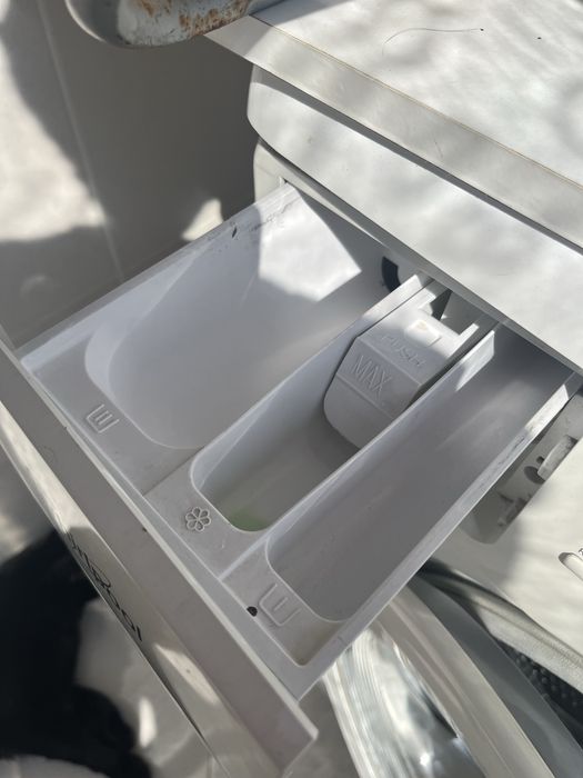 Máquina de lavar roupa WHIRLPOOL