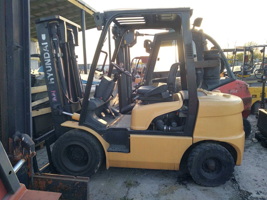 wózek widłowy Hyundai, 3,0 D, 2014 r