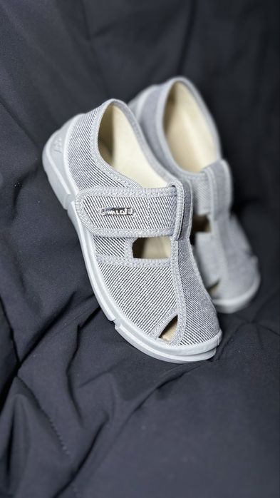 Дитяче змінне взуття капці валді waldi на хлопчика 18-32