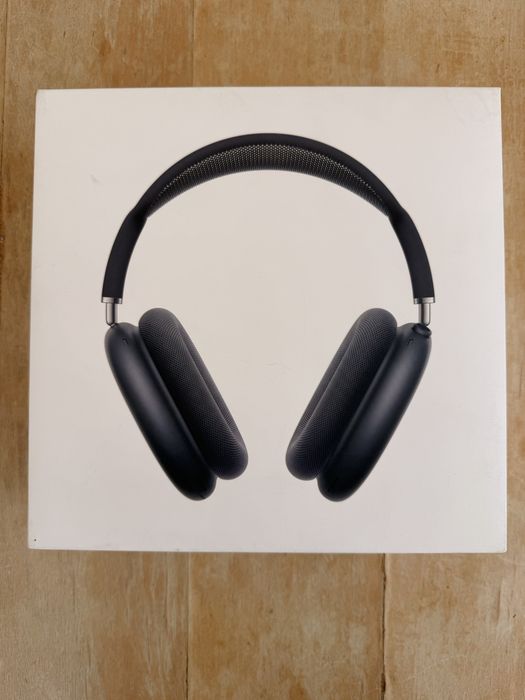 AirPods Max USBC midnight