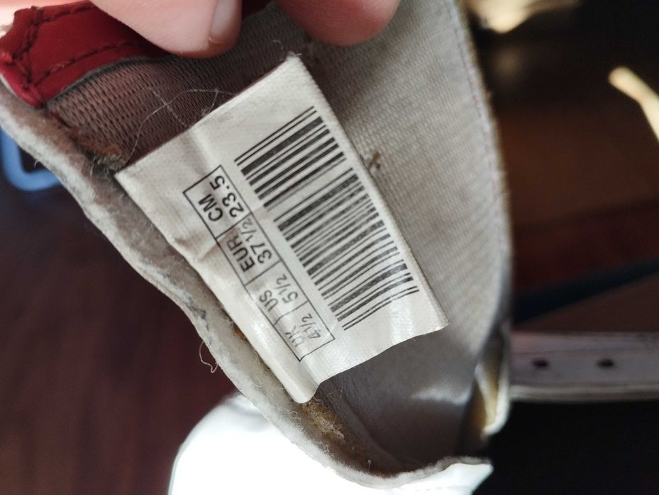 Buty piłkarskie, korki Puma roz. 37,5