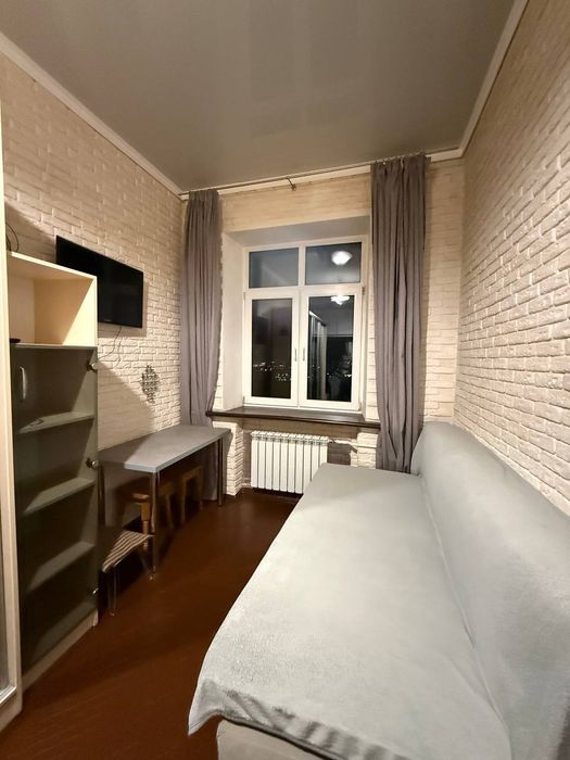 Продам кімнату в гуртожитку сталінка