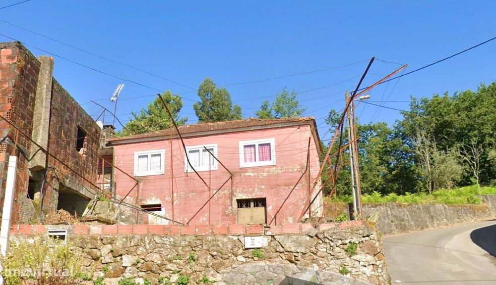 Moradia p/ reconstrução – Oliveira de Frades