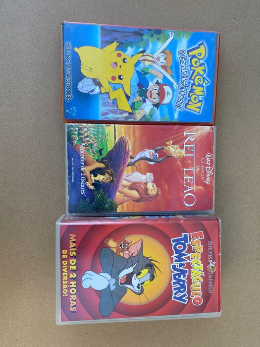 Várias cassetes VHS - Disney Pokémon toy story etc