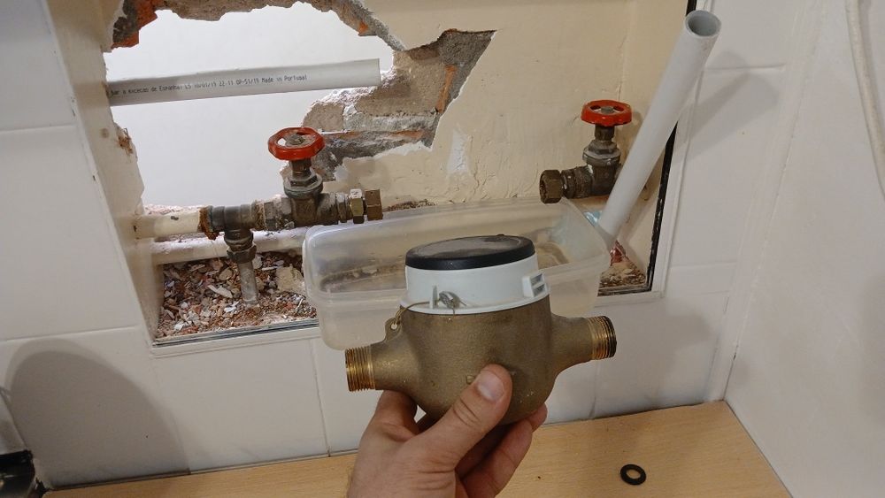 Serviços e reparações