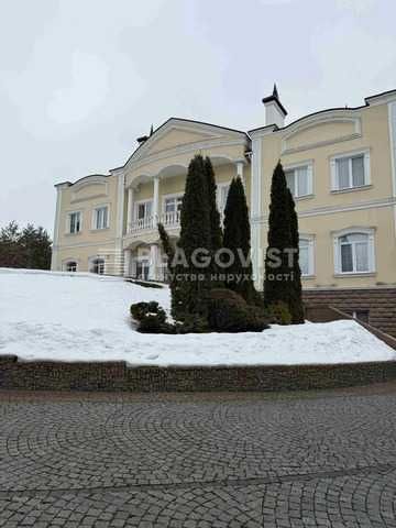 Хлебча - дом 1263 м кв на 140 сотках