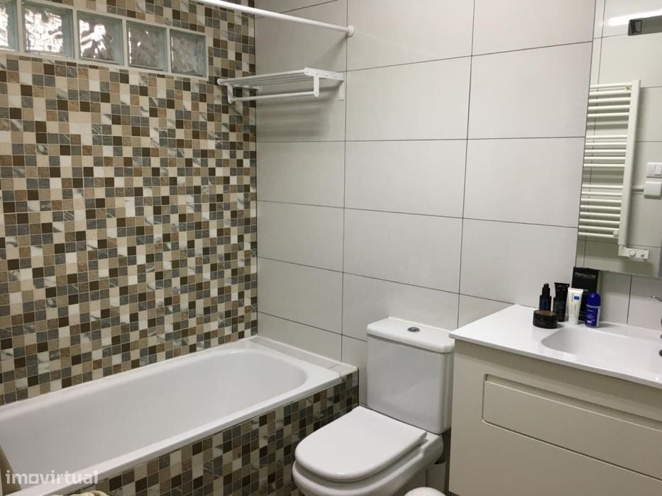 Apartamento com 3 quartos - localizado em Aveiro