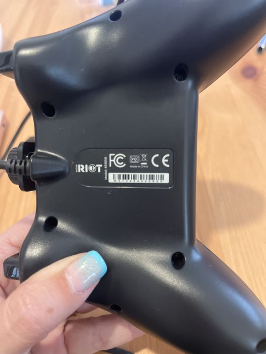 Comando gaming para iPhone e iPad, Rotor RIOT