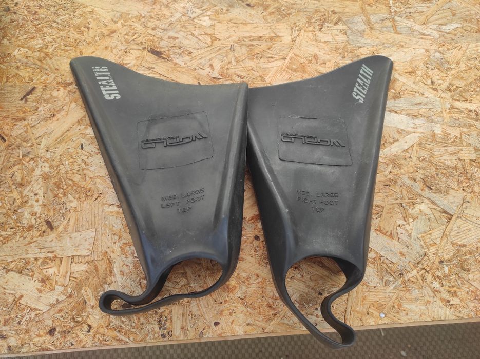 Pés de pato stealth