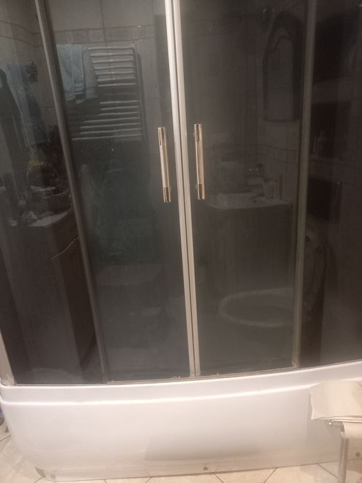 Kabina z hydromasazem