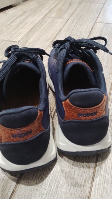 Sneakersy woden damskie
