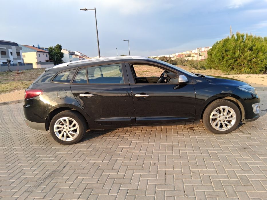 Renault megane break 1.5 dci do ano 2014 — photo 2