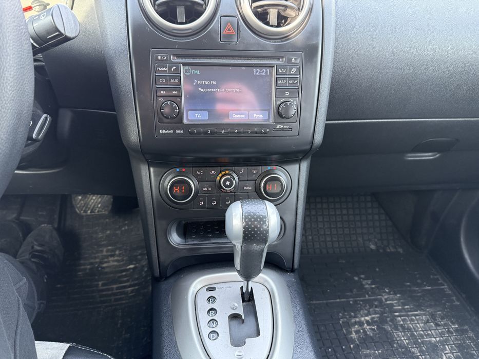 Nissan Qashqai 2011 року 2.0 Бензин Автомат