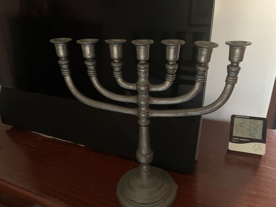Castical judaico em estanho