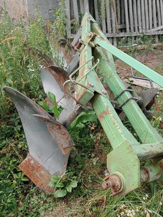 Продам плуг з Польщі