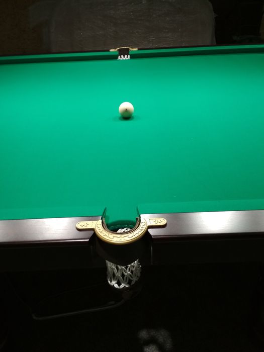Ремонт та реставрація більярдних столів
