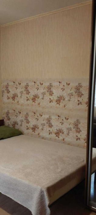 Здаю кімнату в гуртожитку