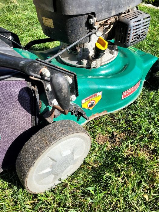 Corta relva Power Plus 98,5 cm3 com tracção