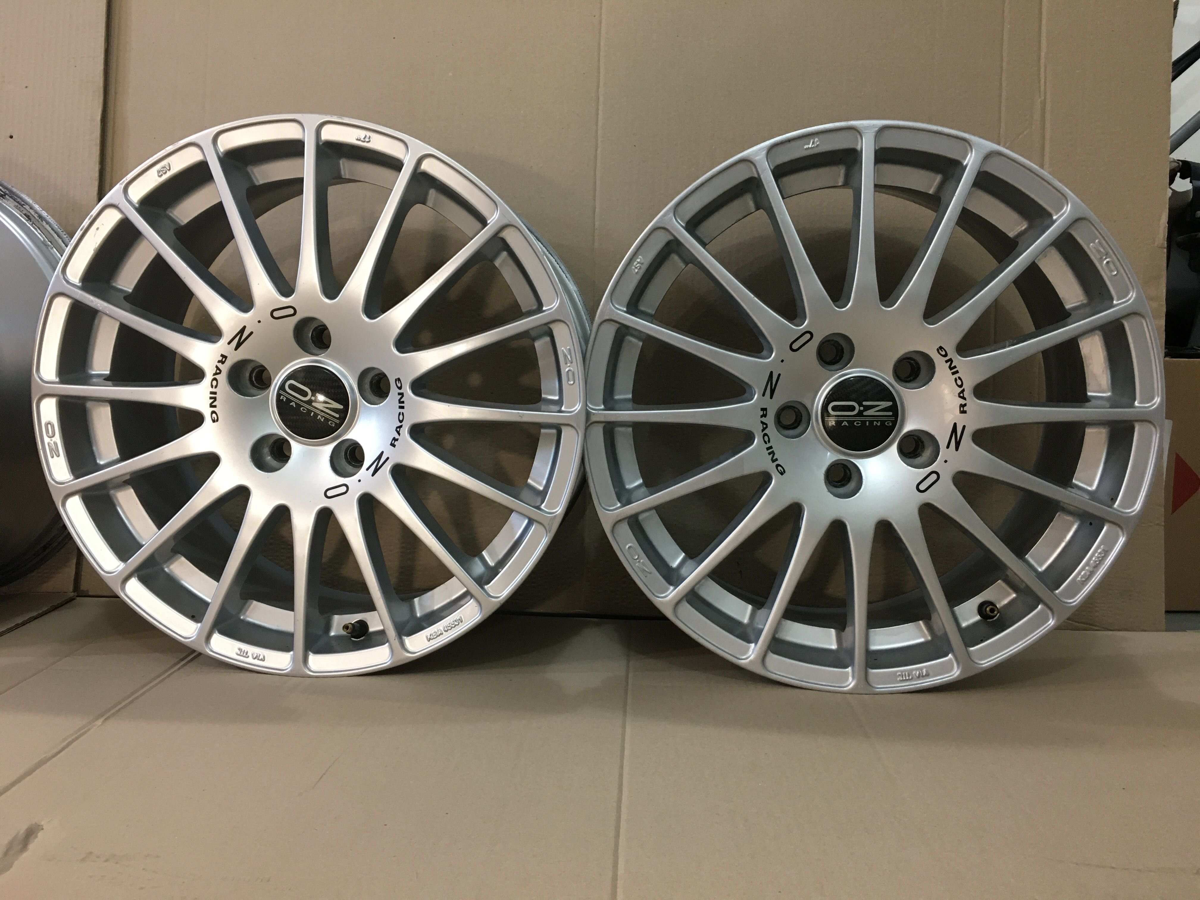 Диски OZ RACING Superturismo GT 5 112 17 7,5j ET50.Оригинал Италия: 6 ...