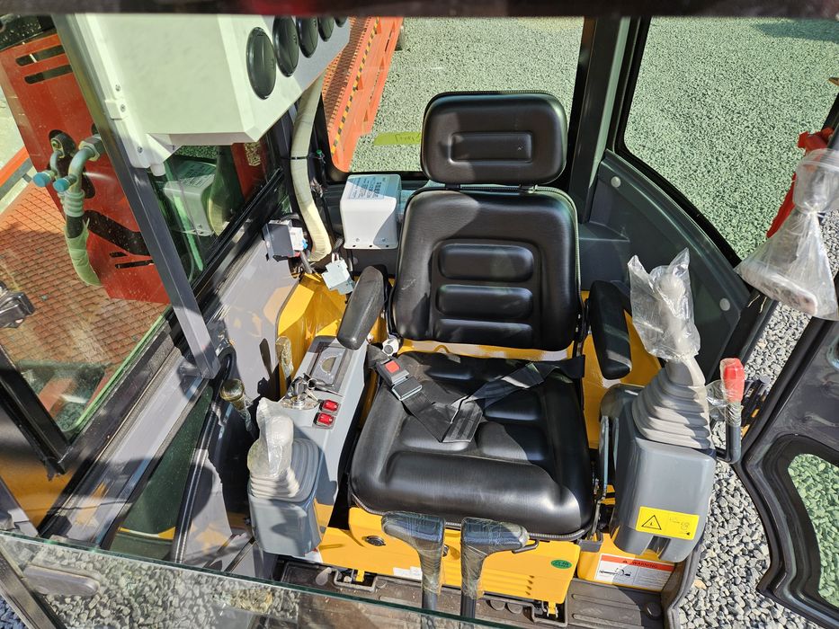 Koparka Minikoparka 2,5T KRÜGER YANMAR 380F V5,klima,kabina,Fujikoshi®