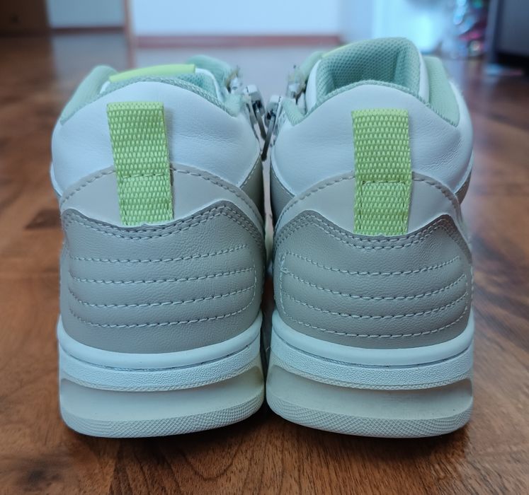 Buty sznurowane Zara