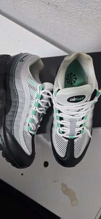 Air max 95 foi usado 3 vezes