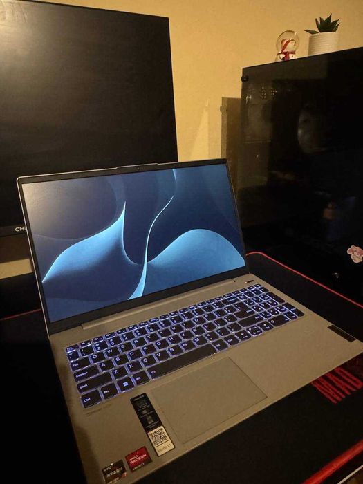Lenovo IdeaPad 5 (15ALC05)