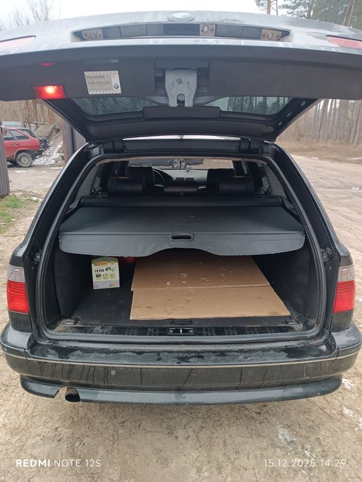 BMW E39 M54B25 Touring 2002 рік рестайлінг універсал механіка обмін