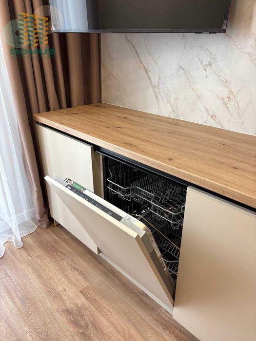 Продам 1 комн в Центре/ Пишоновская ул. ЖК "Акварель 3"! СРОЧНО