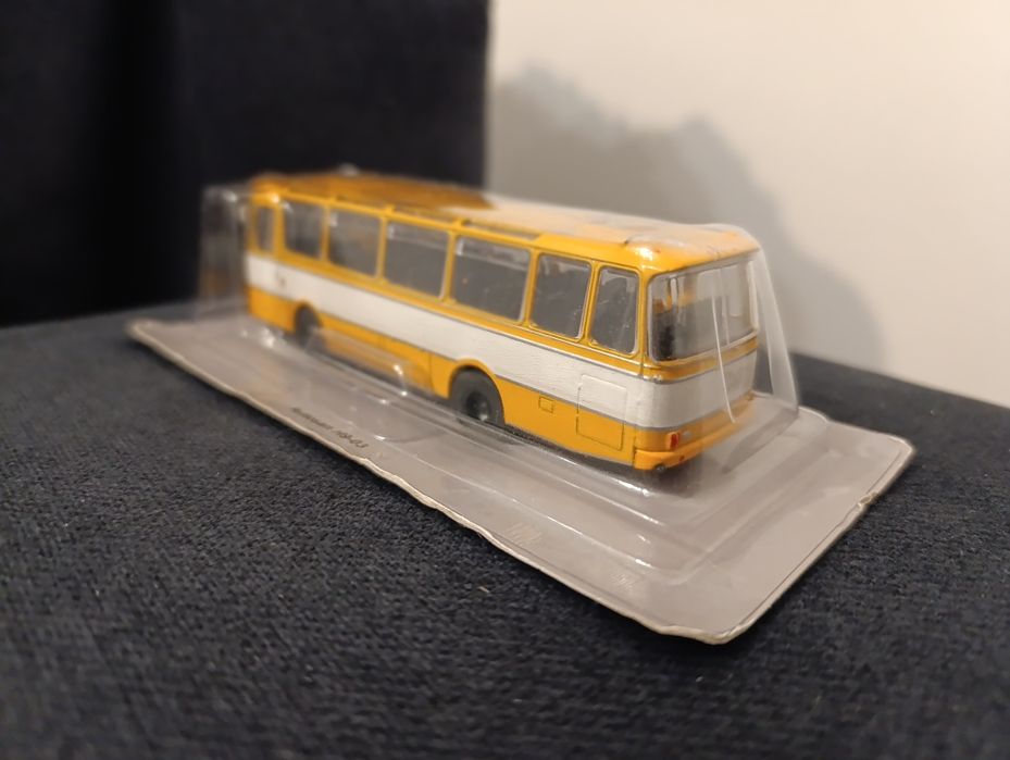 Kultowe Autobusy  Autosan H9-03.
Model w skali 1-72 Nowy w blistrze. D