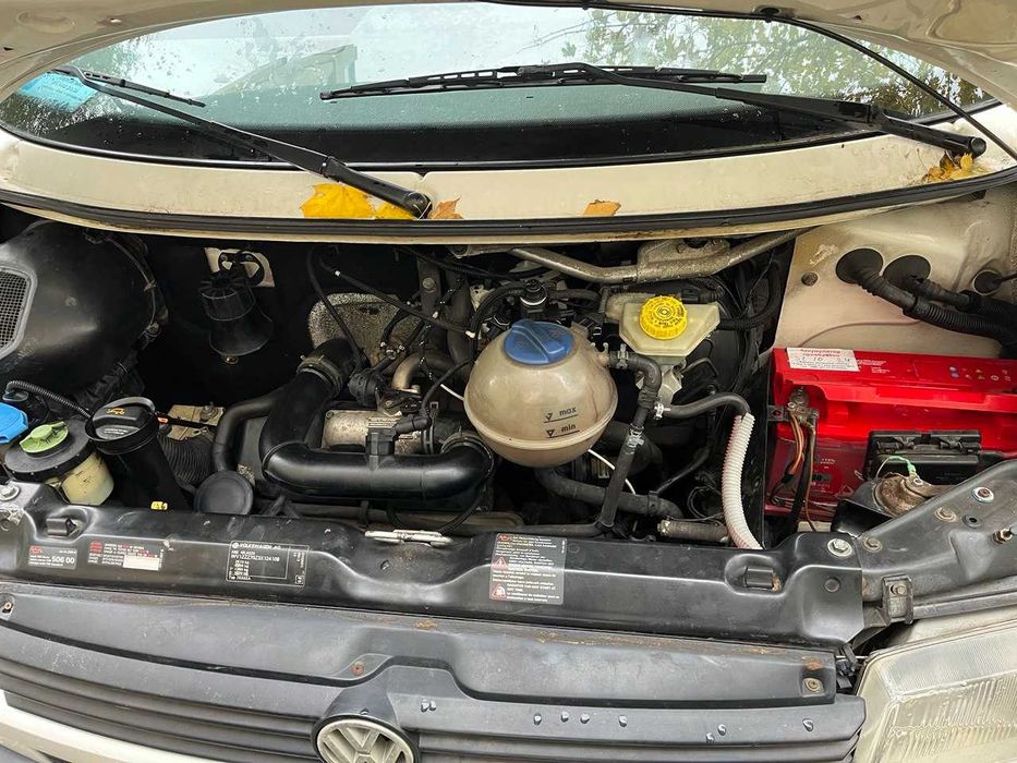 Продам Volkswagen Transporter грузопассажирский