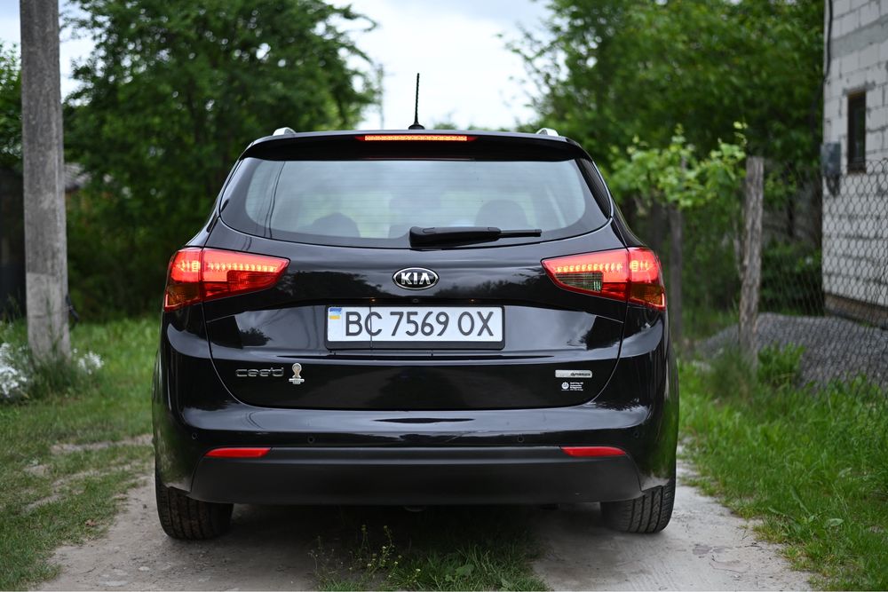 Продам Kia ceed 2016