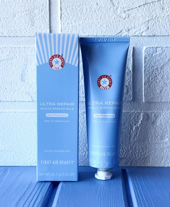 First aid beauty  ultra repair rescue skin barrier balm  63,7g
