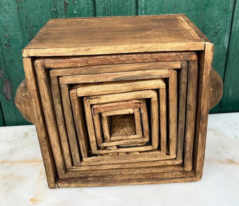 Oito Caixas artesanais rusticas feitas de sobras de pinho