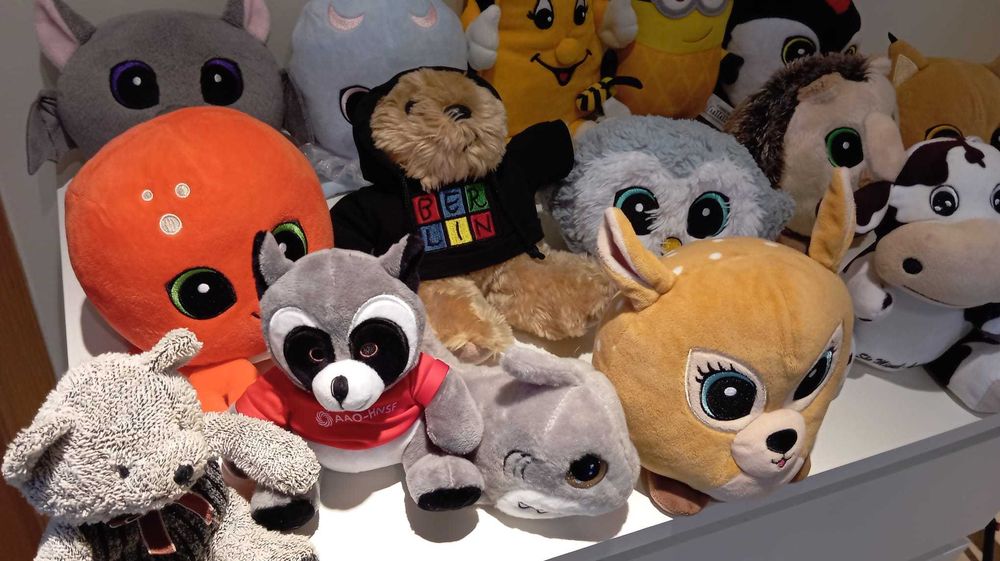 Peluches diversos (alguns da coleção do Pingo Doce)