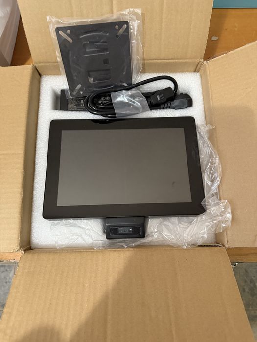 Прайс чекер 10.1” / i5 / 4GB RAM / 64GB SSD