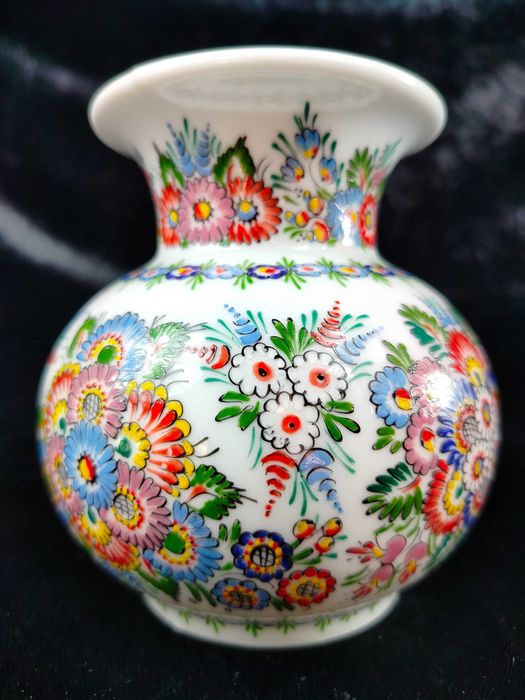 Cepelia Opole ręcznie malowany wazon kwiaty wzór ludowy