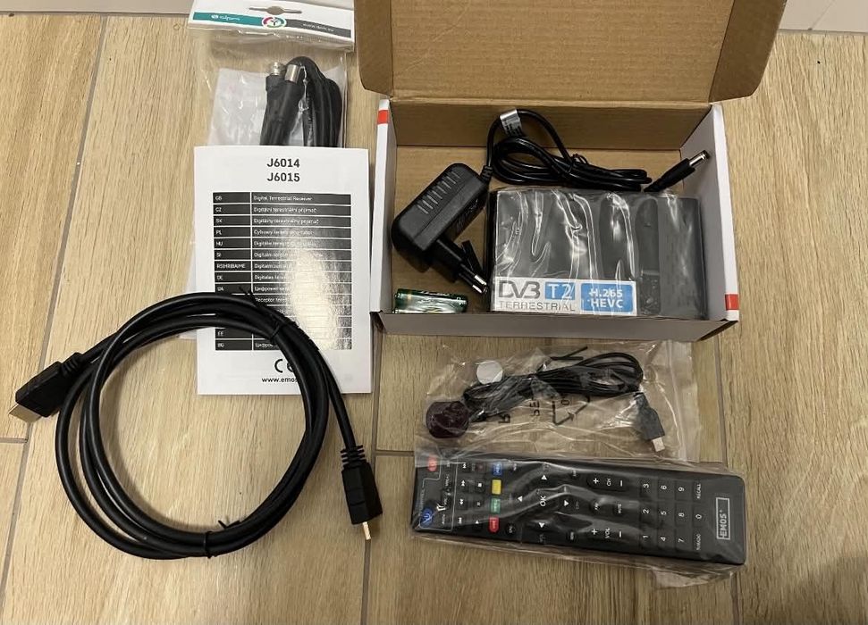 Dekoder DVB T2 EMOS EM190-S