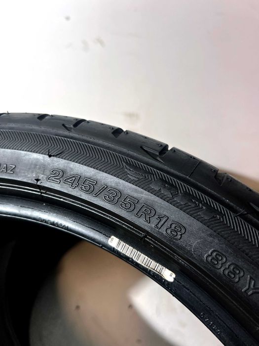 Pneus Bridgestone Potenza S001 - 245/35/18 - Como NOVOS
