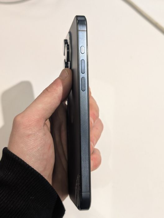 iPhone 15 Pro Max 256 e-sim