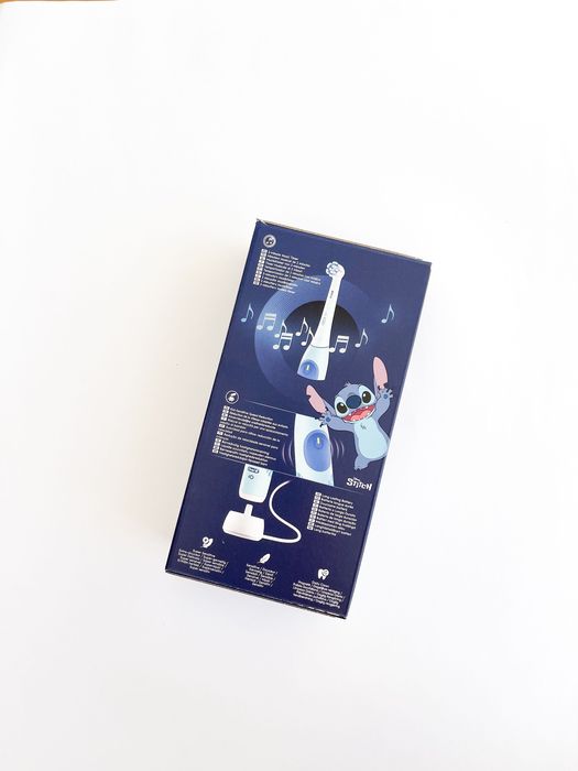 Oral-B iO Kids +6 Stitch + Estojo Viagem