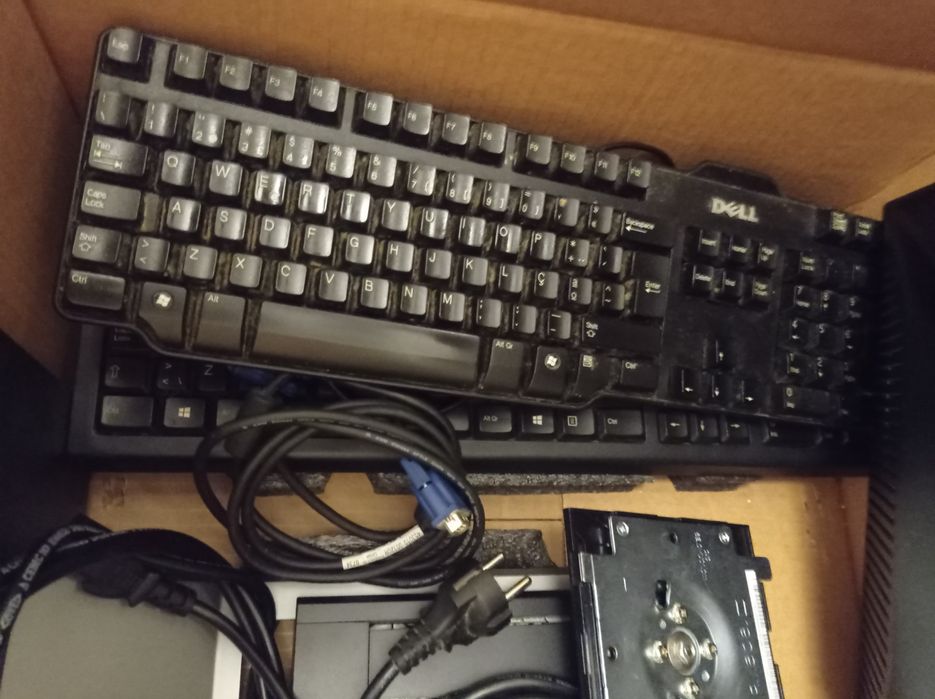 PC Monitors + Monitor Stand + Keyboards + Cables64584776349186121